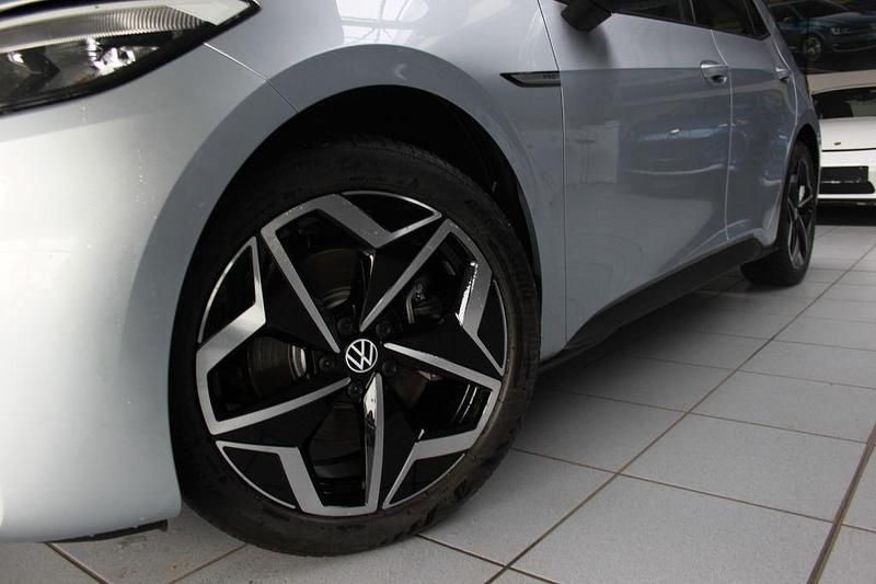 Gebraucht VW ID.3 Pro 150 kW (204 PS) 2022 Gelb Kleinwagen
