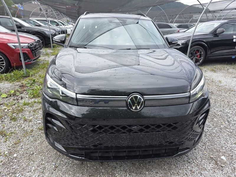 Schwarz Neu 2025 VW Tiguan R-line SUV | 60.690 € (Teuer) - Bild 1/4