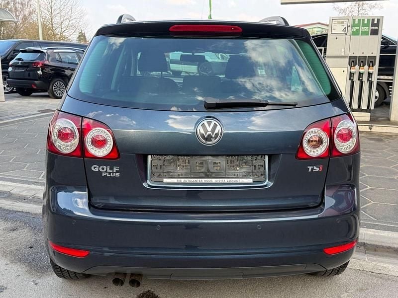 Gebraucht VW Golf VI Team 122 PS (89 kW) 2010 Blau Kleinwagen