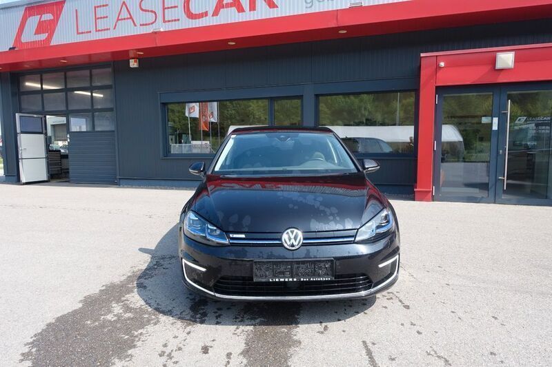 Schwarz Gebraucht 2018 VW e-Golf Kleinwagen | 9.588 € (Fairer Preis) - Bild 1/4