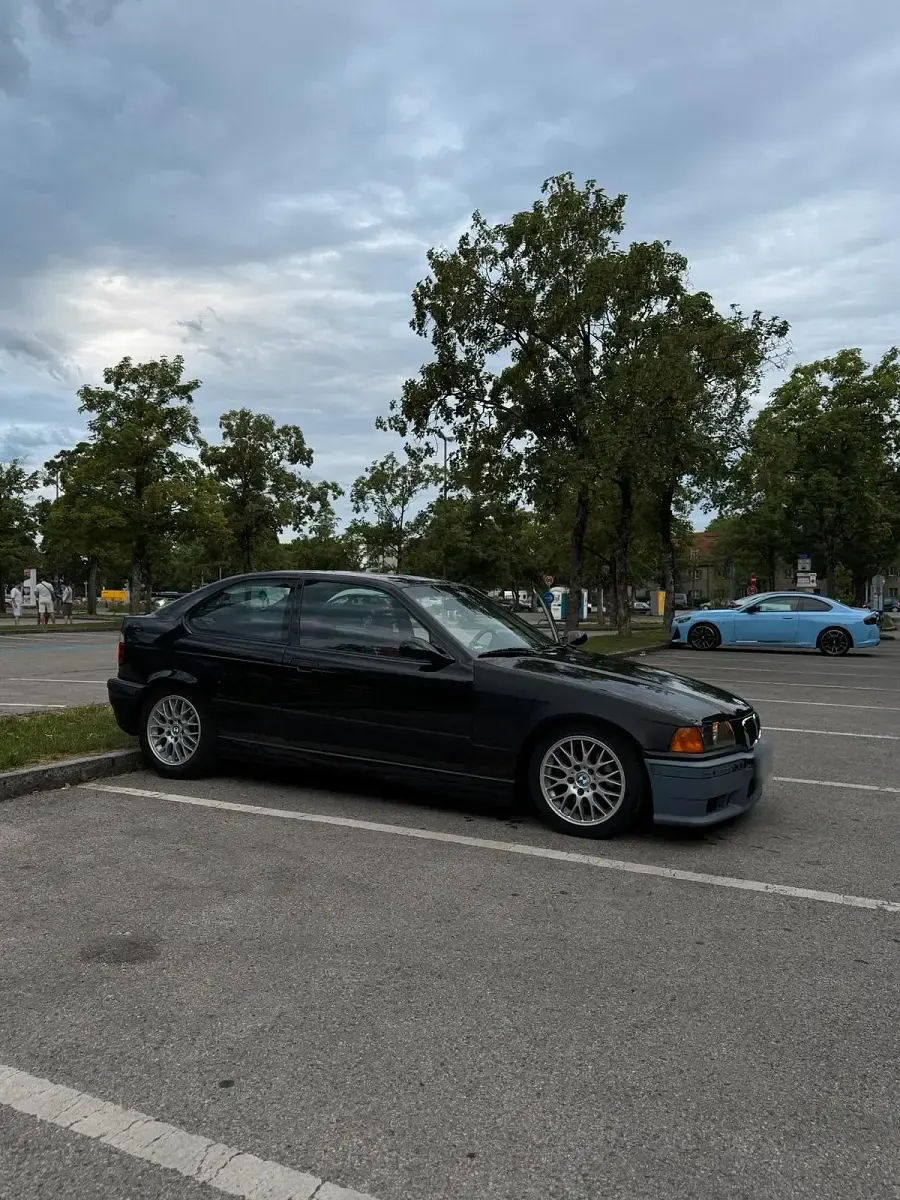Gebraucht BMW 323 170 PS (125 kW) 1998 Schwarz Coupé