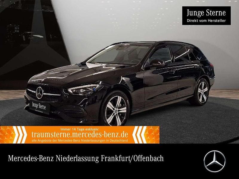 Unilack schwarz Gebraucht 2022 Mercedes C300e Night Kombi | 33.990 € (Fairer Preis) - Bild 1/3