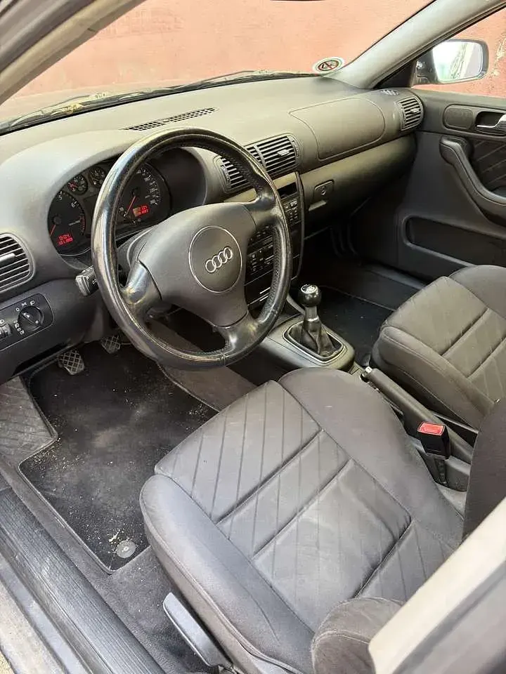 Gebraucht Audi A3 Attraction 150 PS (110 kW) 2001 Kleinwagen