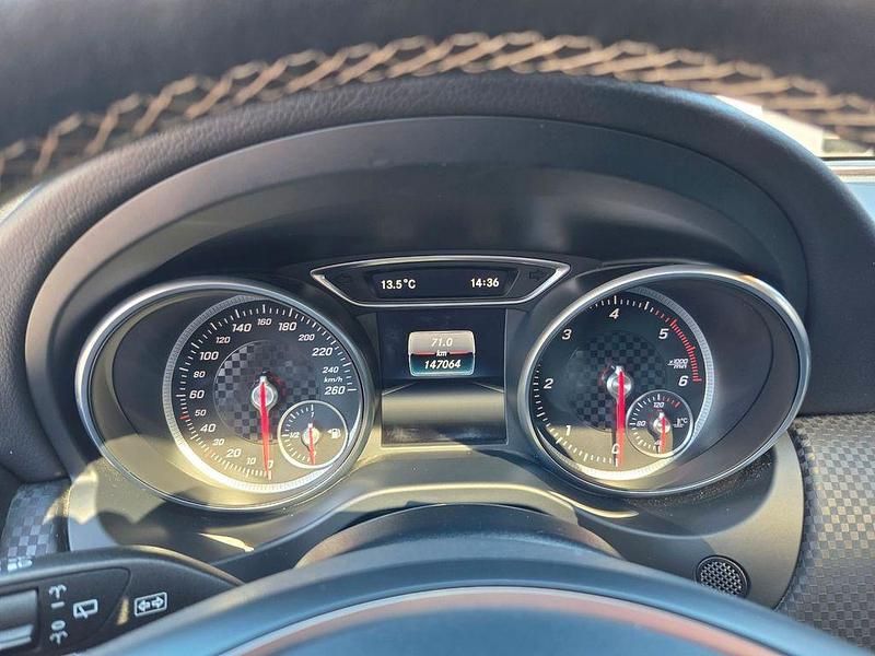 Gebraucht Mercedes A200 Urban 136 PS (100 kW) 2016 Limousine