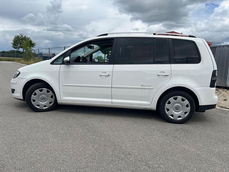 Gebraucht VW Touran 150 PS (110 kW) 2009 Weiß Van / Kleinbus