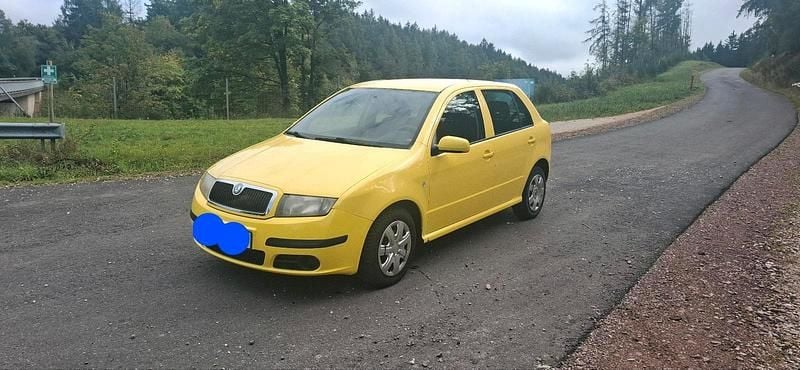 Gelb Gebraucht 2007 Skoda Fabia Kleinwagen | 700 € (Superpreis) - Bild 1/4