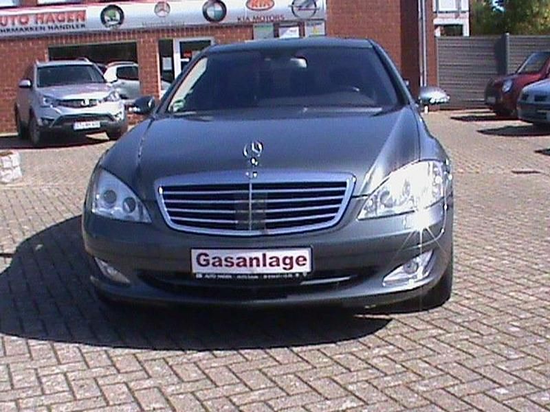 Grau Gebraucht 2008 Mercedes S500 Limousine | 9.990 € (Guter Preis) - Bild 1/4