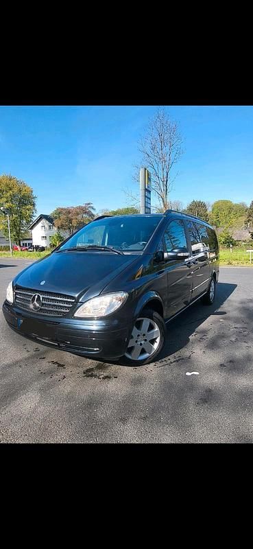 Schwarz Gebraucht 2007 Mercedes Viano Van / Kleinbus | 12.450 € - Bild 1/4