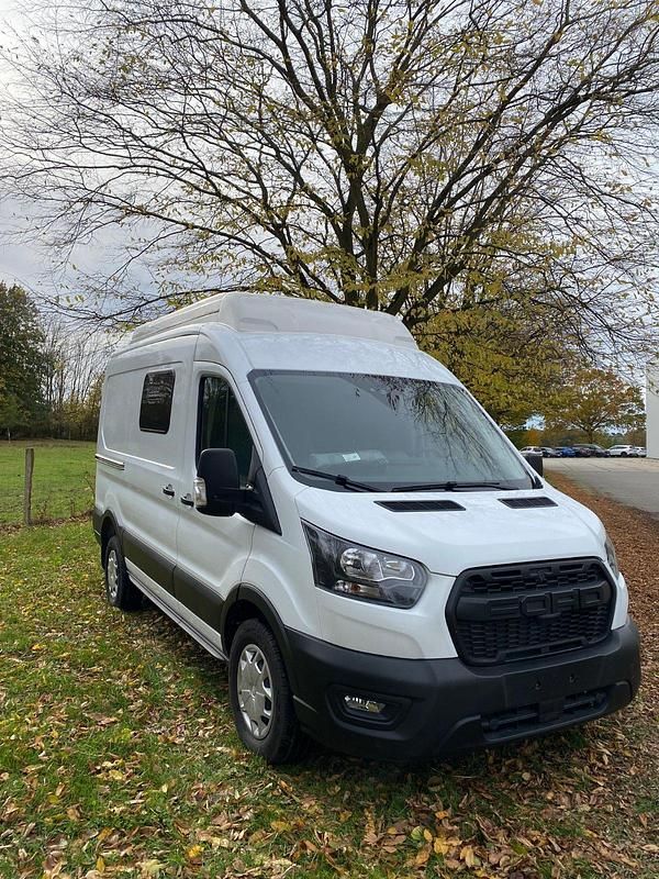 Gebraucht Ford Transit 131 PS (96 kW) 2022 Weiß Van / Kleinbus