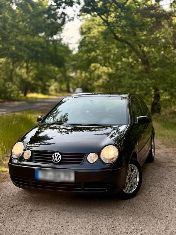 Schwarz Gebraucht 2003 VW Polo Edition Kleinwagen | 1.700 € (Fairer Preis) - Bild 1/4