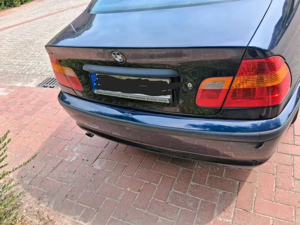 Gebraucht BMW 316 116 PS (85 kW) 2002 Blau Limousine