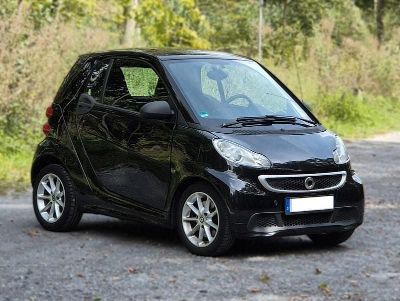 Schwarz Gebraucht 2014 Smart ForTwo Coupé Passion Coupé | 4.600 € (Guter Preis) - Bild 1/4