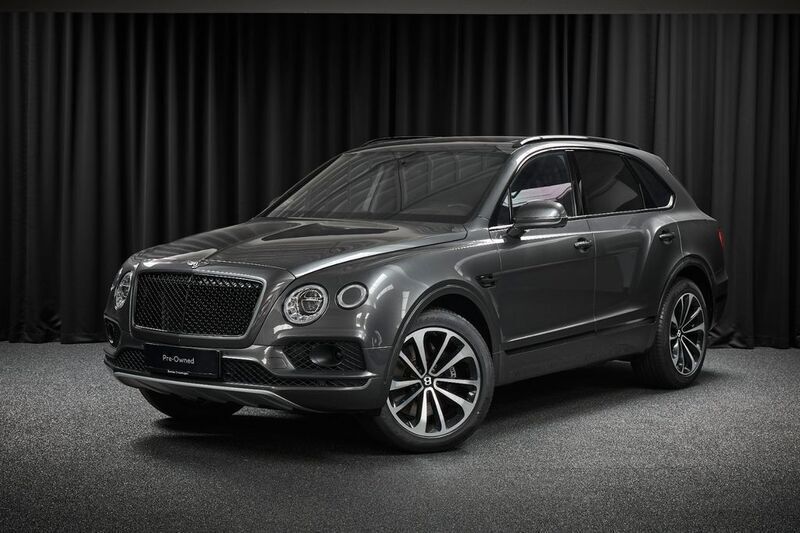 Grau Gebraucht 2018 Bentley Bentayga SUV | 103.670 € (Fairer Preis) - Bild 1/4