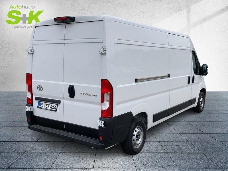 Neu Toyota Proace 140 PS (102 kW) 2025 Ice white (weiß) Van / Kleinbus