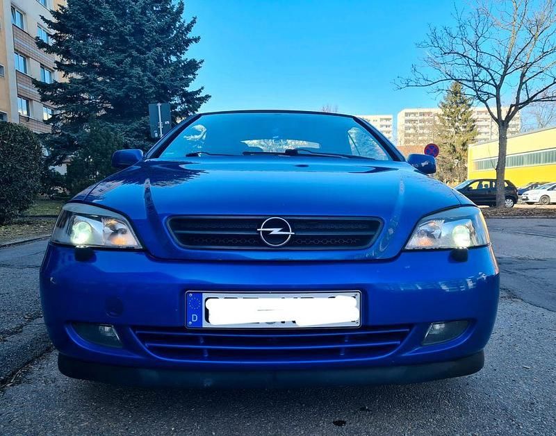 Gebraucht Opel Astra Cabriolet 147 PS (108 kW) 2002 Blau Cabrio