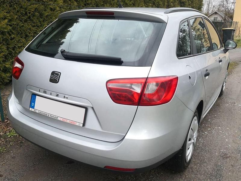 Gebraucht Seat Ibiza ST Reference 69 PS (50 kW) 2011 Silber Kombi