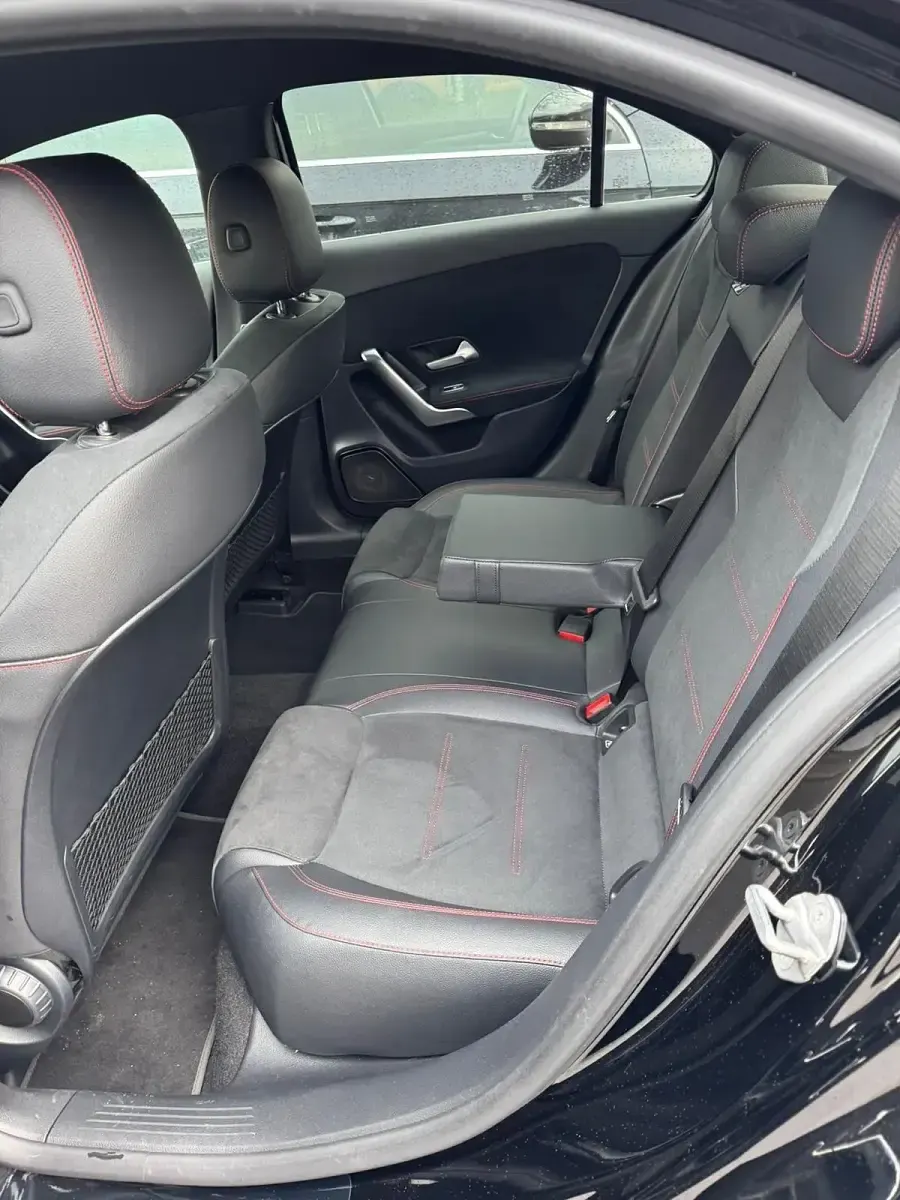 Gebraucht Mercedes A200 150 PS (110 kW) 2022 Schwarz Limousine