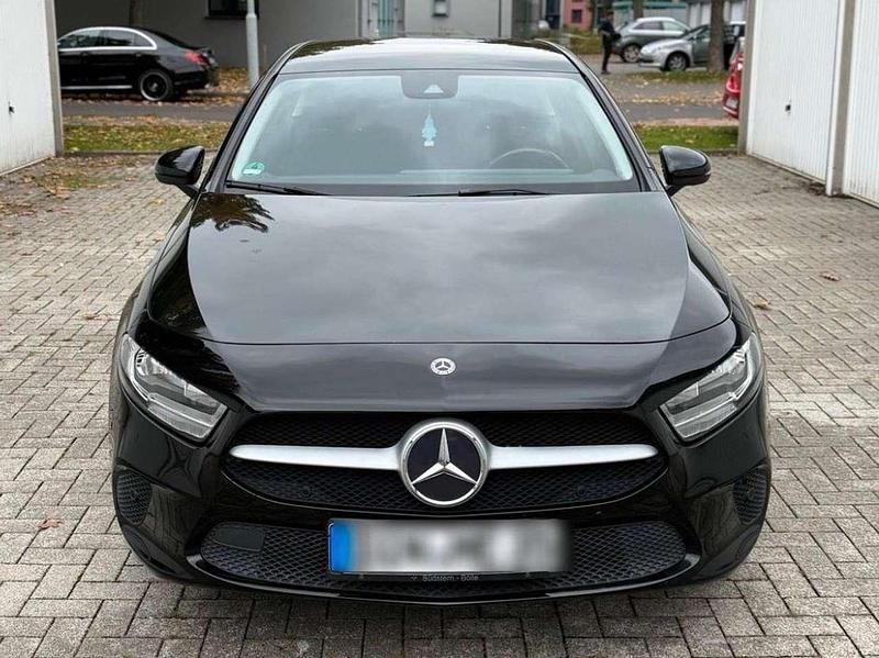 Gebraucht Mercedes A220 190 PS (139 kW) 2019 Schwarz Limousine