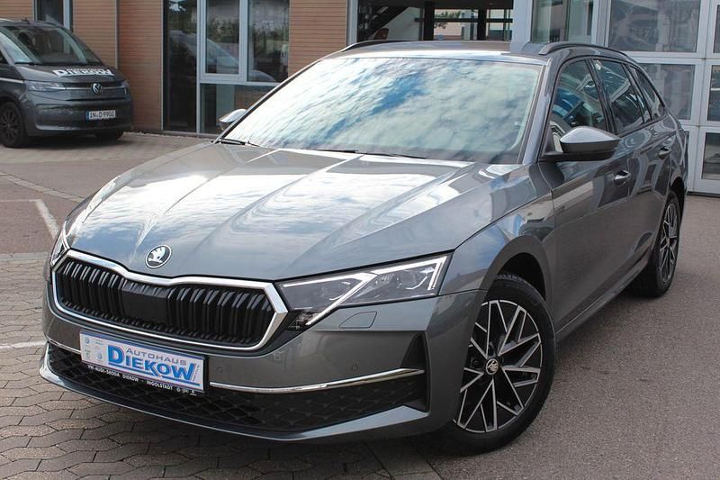 Grau Neu 2025 Skoda Octavia Selection Kombi | 33.800 € (Guter Preis) - Bild 1/4