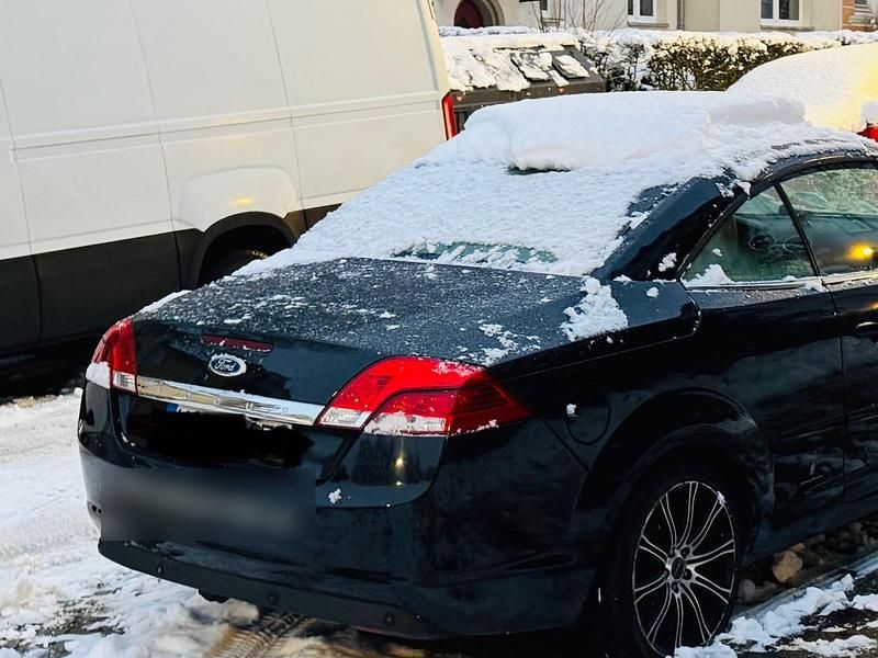 Gebraucht Ford Focus Cabriolet Titanium 145 PS (106 kW) 2008 Schwarz Cabrio