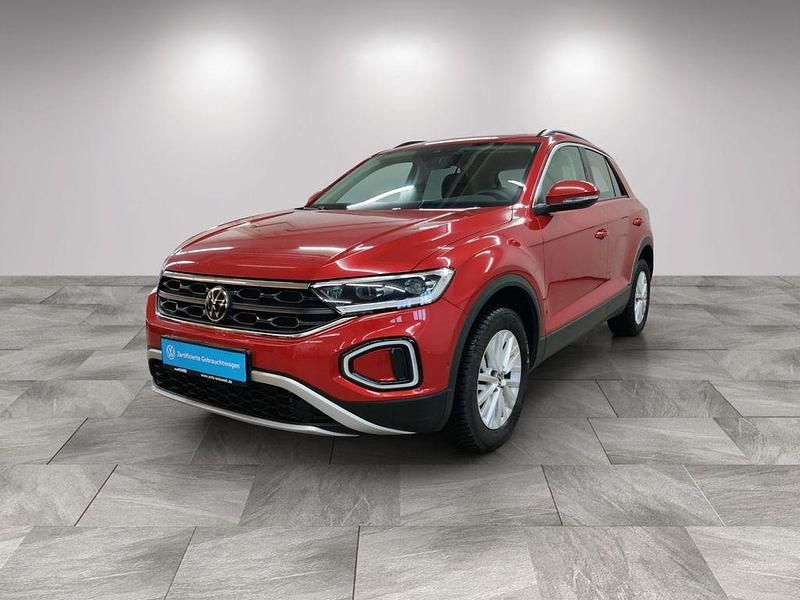 Gebraucht VW T-Roc IQ Drive 150 PS (110 kW) 2025 Rot SUV