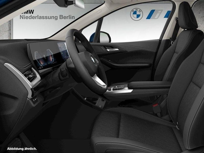 Gebraucht BMW 220 Active Tourer 156 PS (114 kW) 2024 Blau Van / Kleinbus