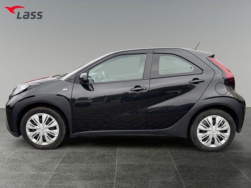 Gebraucht Toyota Aygo Play 72 PS (52 kW) 2023 Schwarz Kleinwagen