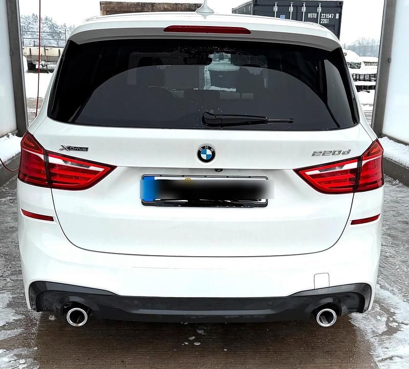 Gebraucht BMW 220 Gran Tourer M Sport 190 PS (139 kW) 2018 Weiß Van / Kleinbus
