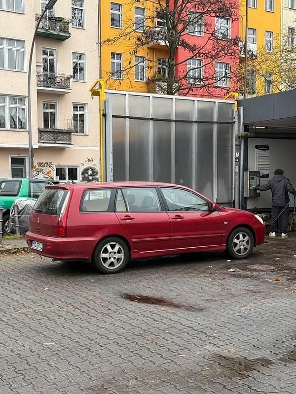 Rot Gebraucht 2005 Mitsubishi Lancer Kombi | 2.500 € - Bild 1/4