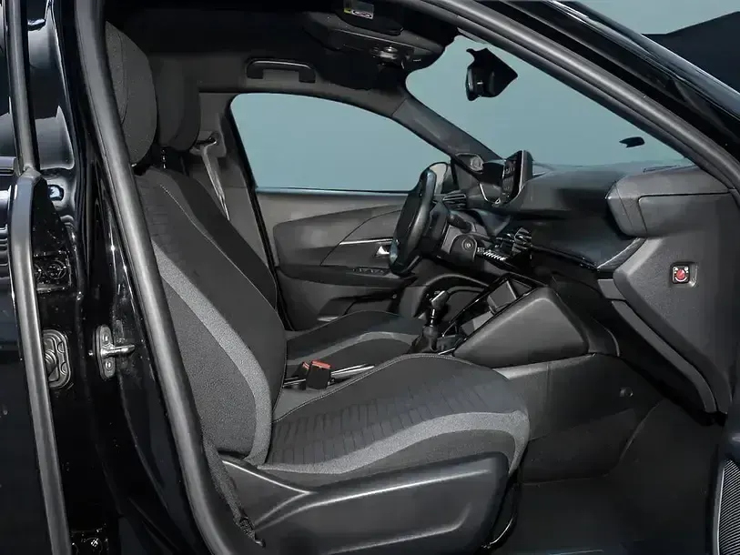 Gebraucht Peugeot 2008 101 PS (74 kW) 2023 Schwarz SUV