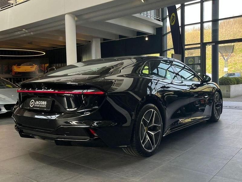 Neu Lotus Emeya 450 kW (612 PS) 2025 Schwarz Kleinwagen