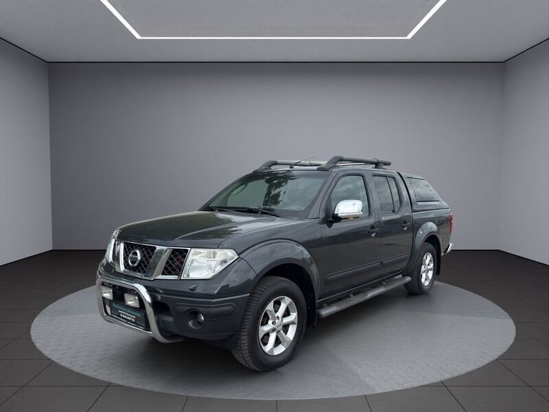 Grau Gebraucht 2010 Nissan Navara Abholung | 9.900 € (Guter Preis) - Bild 1/4
