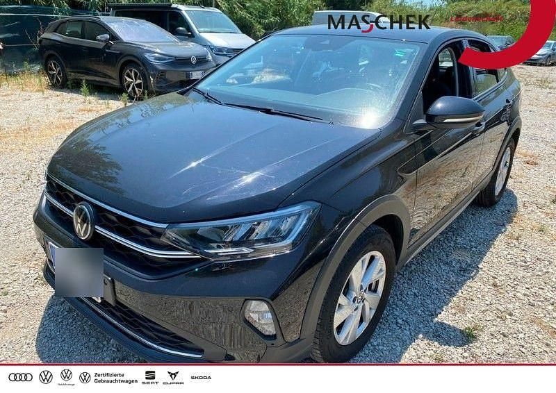 Deep black perleffekt Gebraucht 2024 VW Taigo Life SUV | 19.640 € (Guter Preis) - Bild 1/4