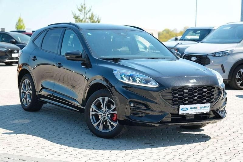 Używany Ford Kuga ST-Line 190 KM (139 kW) 2024 Czarny SUV