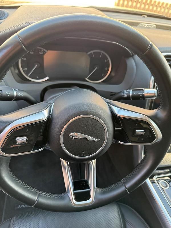 Gebraucht Jaguar XE 250 PS (183 kW) 2019 Schwarz Limousine