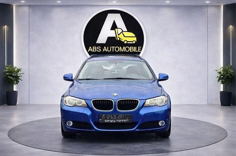 Gebraucht BMW 318 143 PS (105 kW) 2009 Blau Kombi