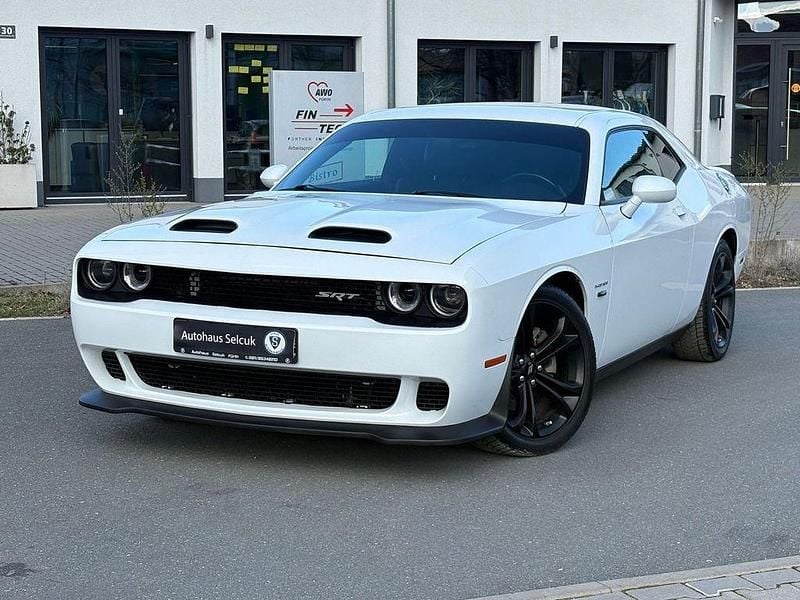 Second-hand Dodge Challenger 377 CP (277 kW) 2022 Alb Coupe