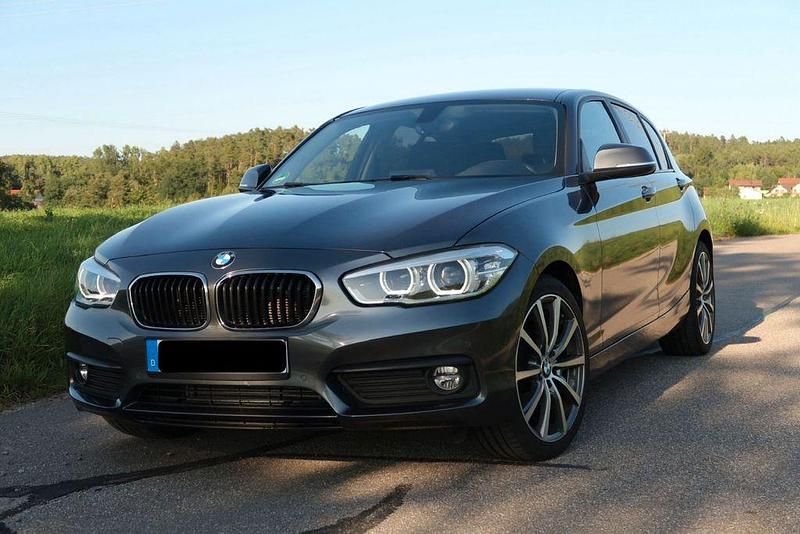 Gebraucht BMW 118 136 PS (100 kW) 2018 Grau Kleinwagen