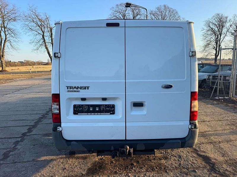 Gebraucht Ford Transit 86 PS (63 kW) 2010 Frostweiß Pickup