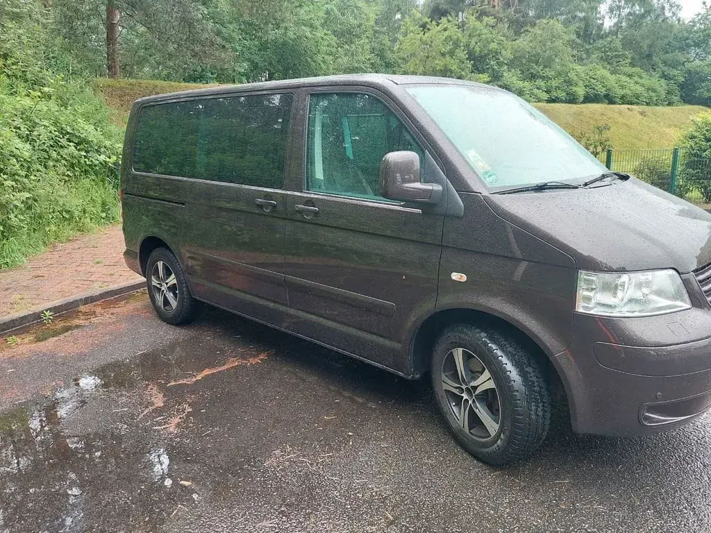 Gebraucht VW Multivan 131 PS (96 kW) 2010 Van / Kleinbus
