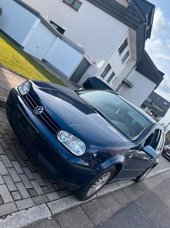 Gebraucht VW Golf III 101 PS (74 kW) 1999 Blau Limousine