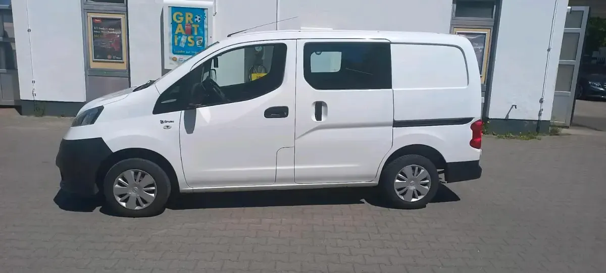 Gebraucht Nissan NV200 90 PS (66 kW) 2017 Weiß Van / Kleinbus