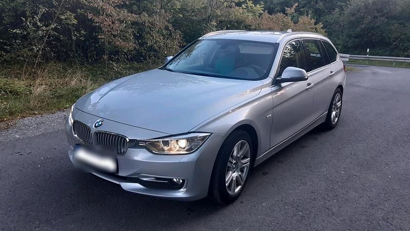 Usata BMW 318 Performance 146 CV (107 kW) 2013 Argento Station wagon