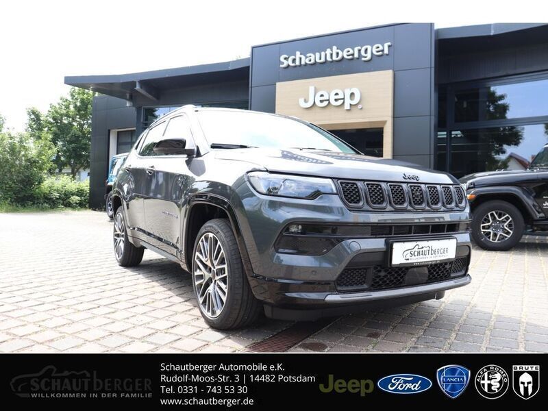 Grau Neu 2025 Jeep Compass Summit SUV | 38.485 € (Fairer Preis) - Bild 1/4