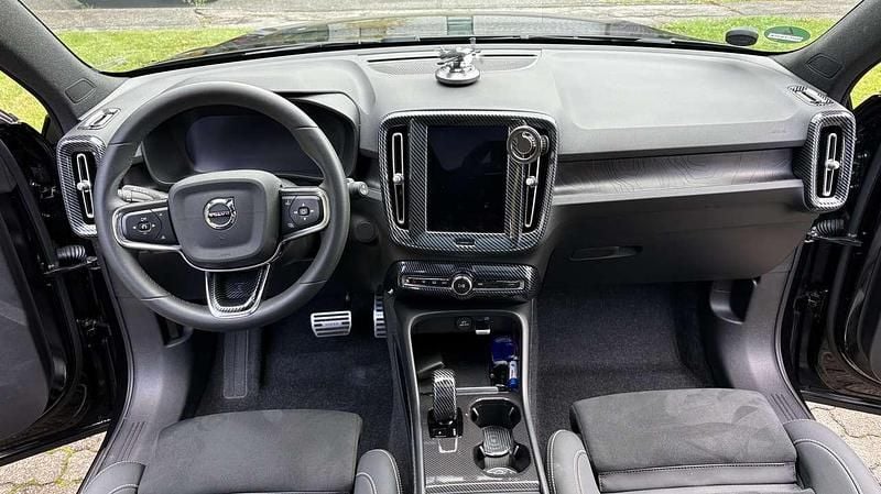 Gebraucht Volvo XC40 Ultimate 185 kW (252 PS) 2023 Schwarz SUV
