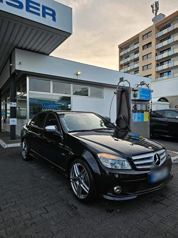 Schwarz Gebraucht 2008 Mercedes C230 Limousine | 8.200 € (Teuer) - Bild 1/4
