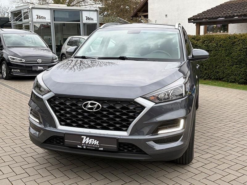 Gebraucht Hyundai Tucson 132 PS (97 kW) 2019 Grau SUV
