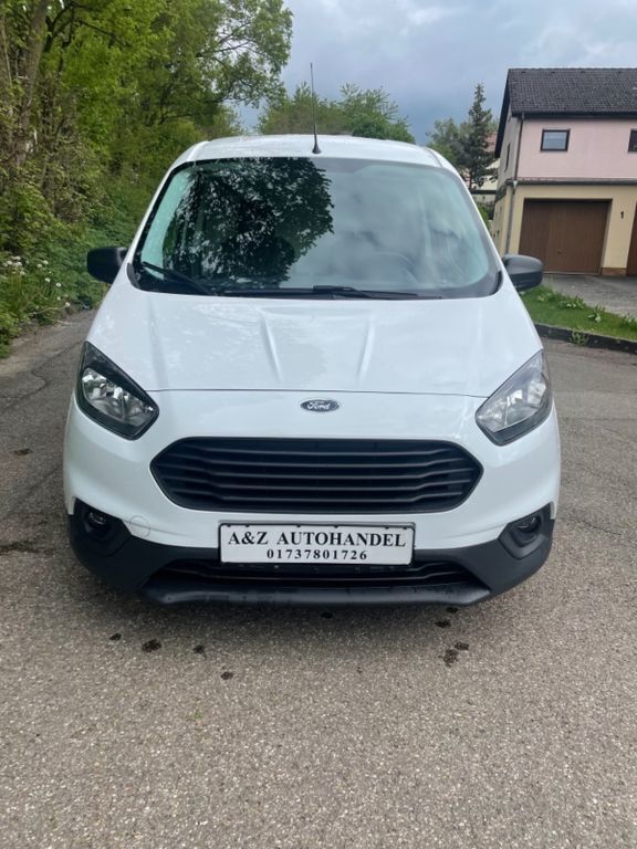 Käytetty Ford Transit Trend 75 HP (55 kW) 2019 Valkoinen Tila-auto
