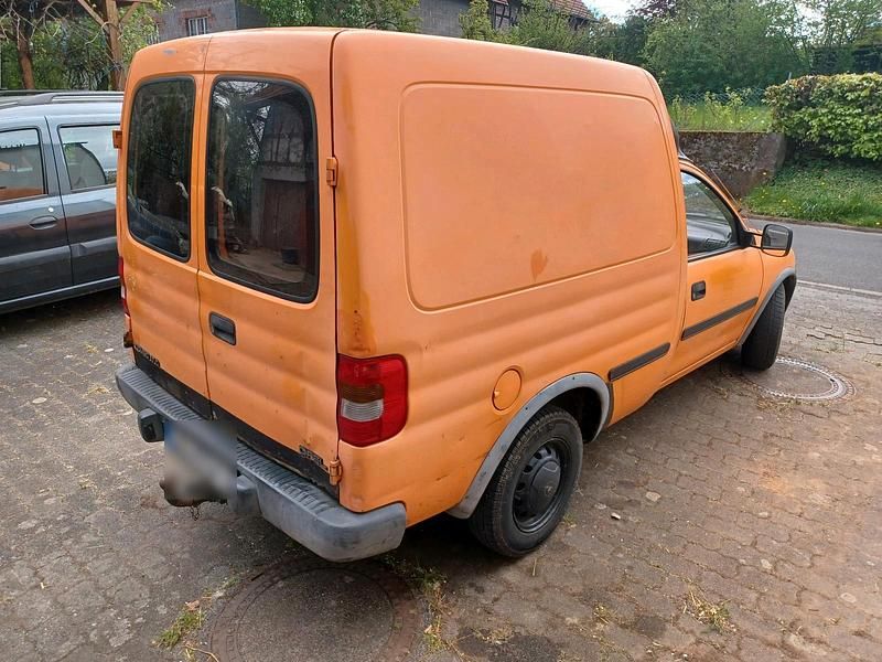 Usata Opel Combo 60 CV (44 kW) 1995 Arancione Monovolume