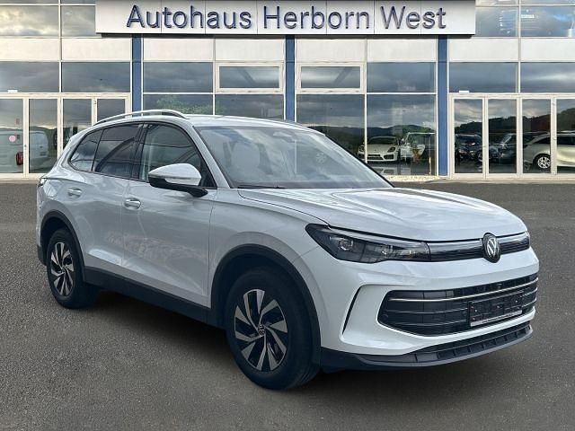 Gebraucht VW Tiguan Life 150 PS (110 kW) 2025 Weiss SUV